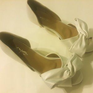 Women's Pumps, White